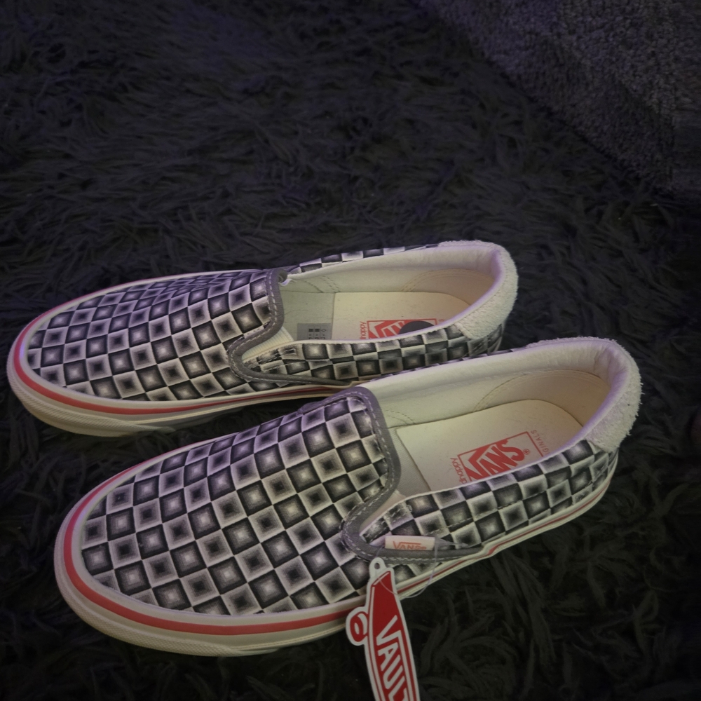 Vans Black and White Checkered Slip-On Shoes Men Or Womens! Womens Size 8 - Picture 2 of 4